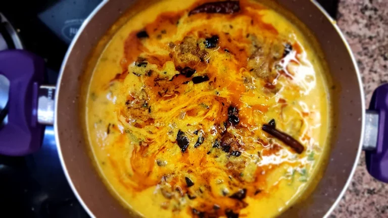 Kadhi Recipe | Punjabi Kadhi Pakora Recipe