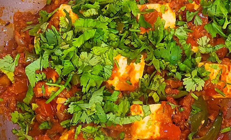 Chopped Coriander Leaves to Mathania Paneer