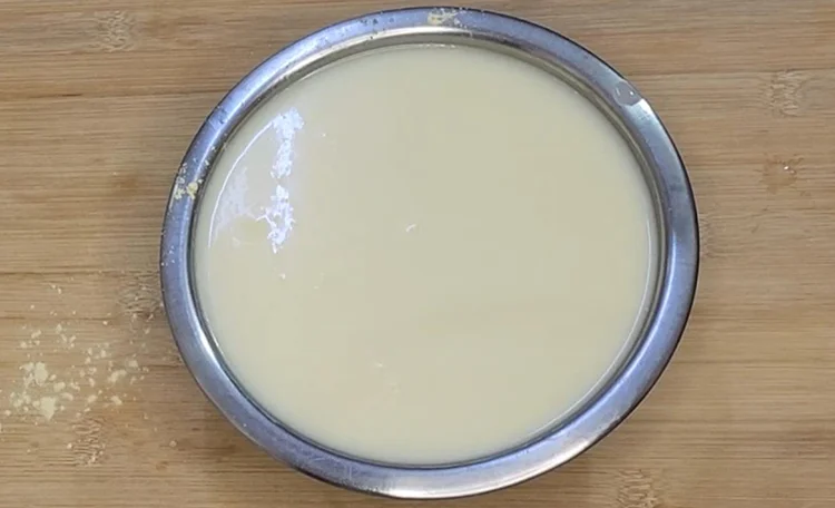 Curd Slurry for Kadhi Pakora