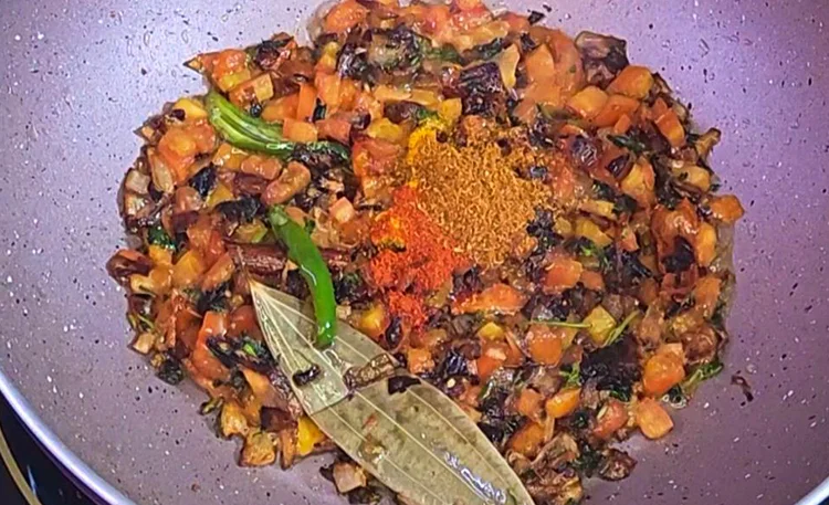 Masala for Paneer Handi